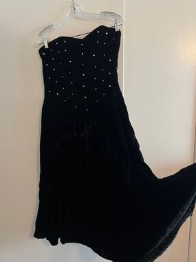 Black Strapless Velvet Dress Crystal Accents vintage made USA Positively Ellyn